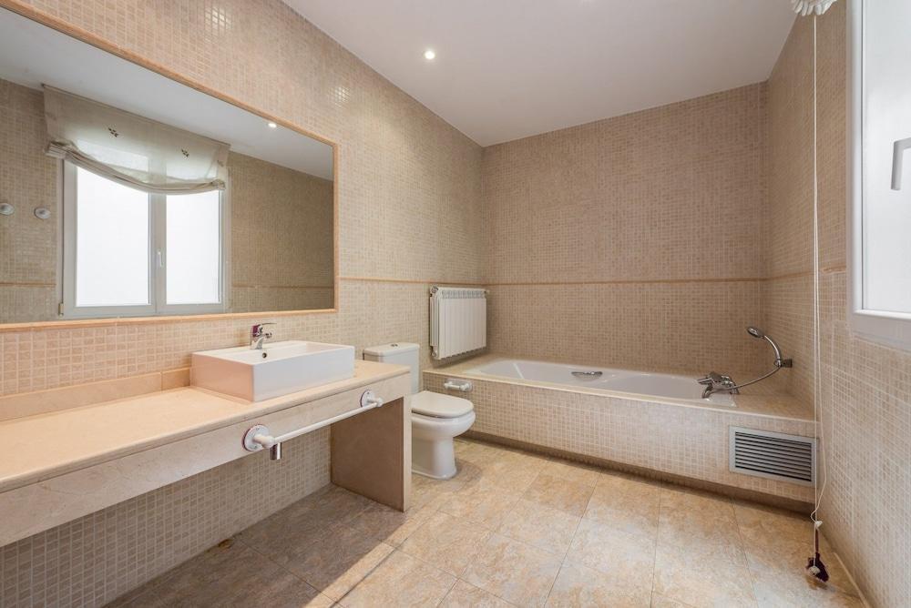- Barrio De Letras Appartement